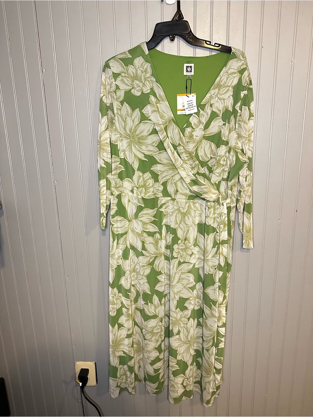 Anne Klein Womens 3XL Green Floral Faux Wrap Midi Dress NWT Plus Size Stretch